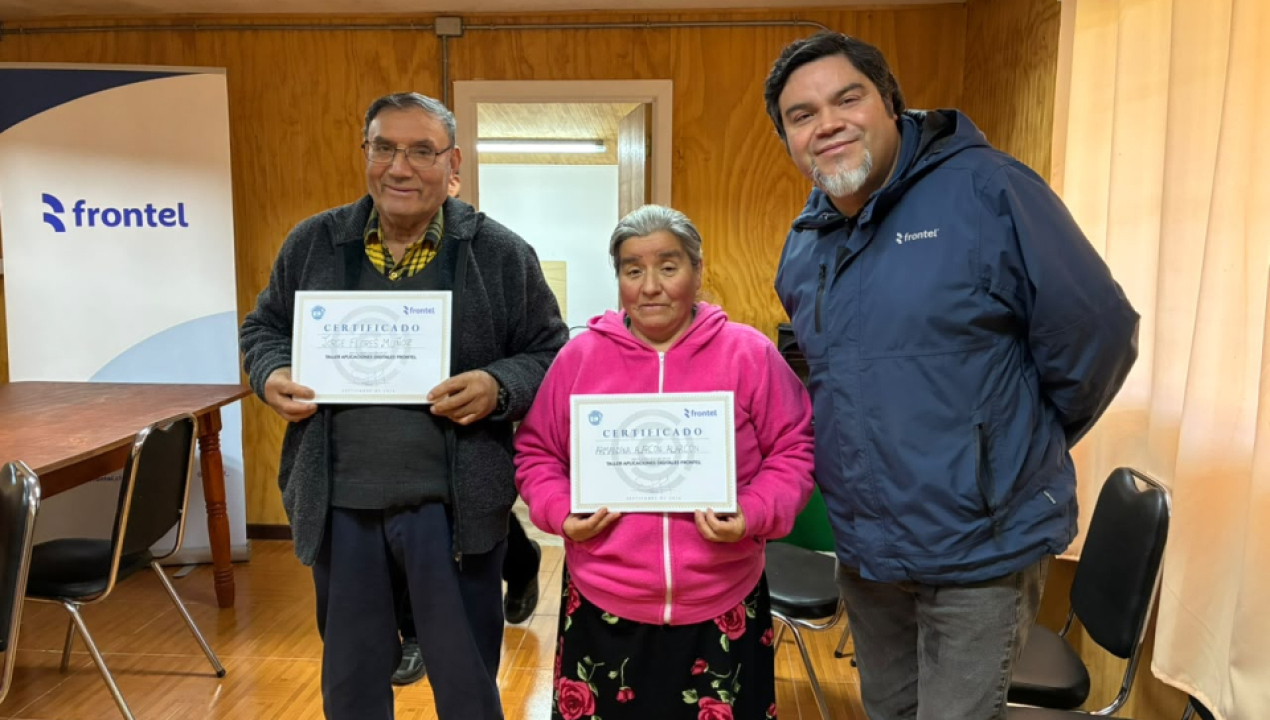 /frontel-realizo-capacitacion-digital-a-adultos-mayores-en-arauco