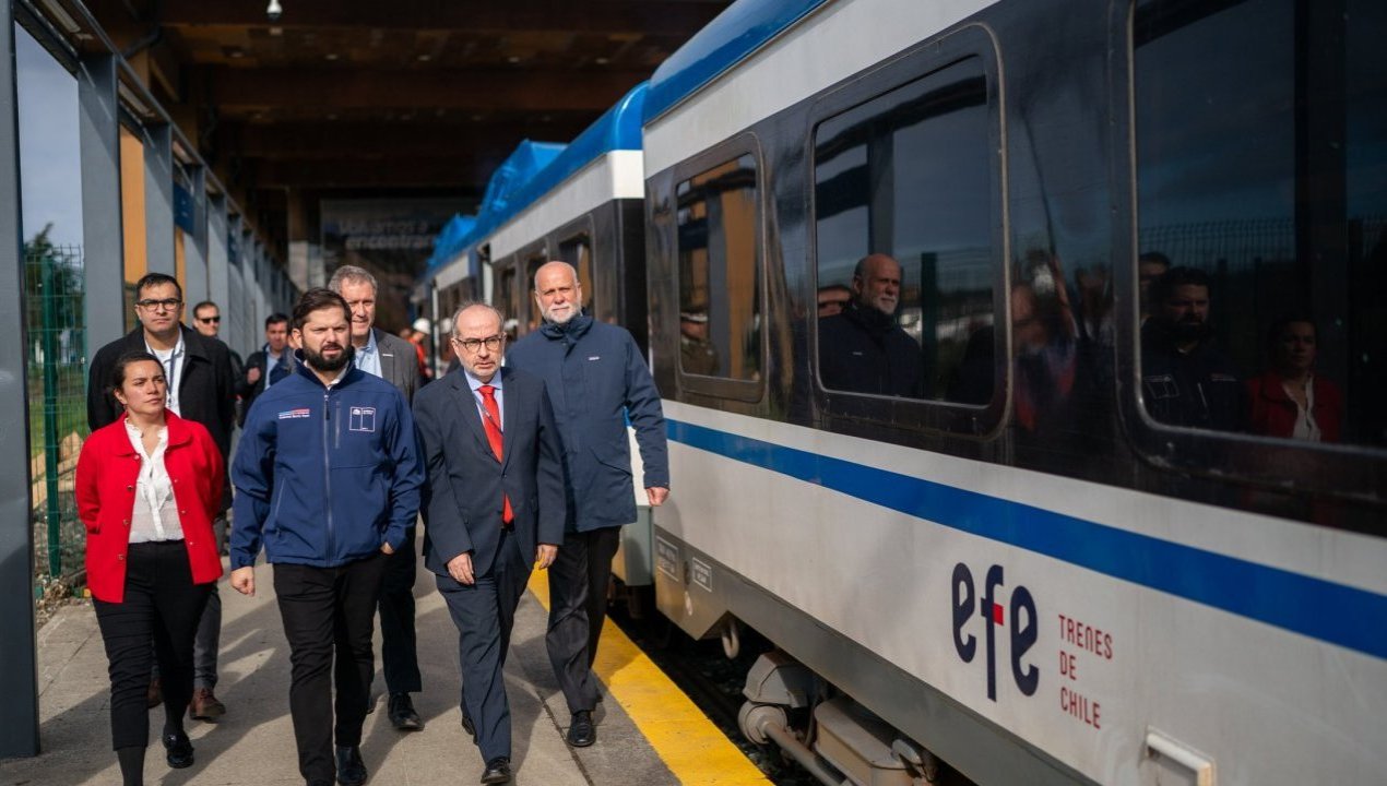 /regreso-del-tren-ministro-de-transportes-anuncia-nuevas-mejoras